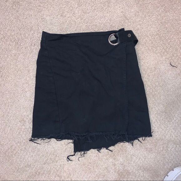 LF Carmar black wrap skirt - Picture 1 of 3